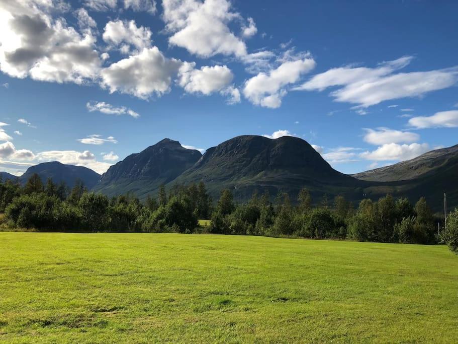 Mountainside Lodge - Breivikeidet ทรอมโซ ภายนอก รูปภาพ